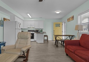Oceanside/Pet Friendly Condo-Boardwalk Shores B