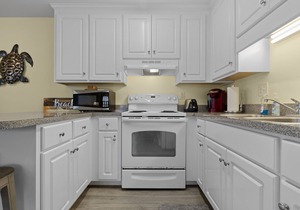 Oceanside/Pet Friendly Condo-Boardwalk Shores C