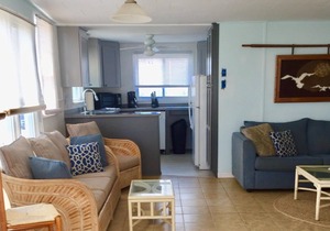 Oceanside, Second From Beach, Ocean View 2nd/3rd floors. 4 Bedrooms