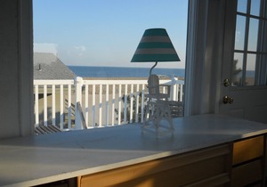 Oceanside, Second From Beach, Ocean View 2nd/3rd floors. 4 Bedrooms
