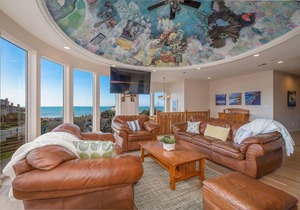 Oceanview Miramar Home – Steps to Beach, Restaurants, Trails, Activities