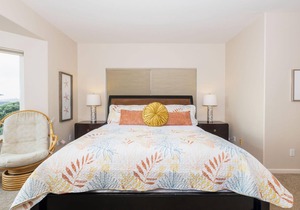 Oceanview Miramar Home – Steps to Beach, Restaurants, Trails, Activities