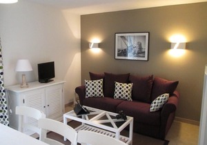 Offre spéciale ! Super endroit ! Maison cosy et charmante à 10 mins de la Plage, avec piscine sur place
