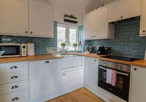 OH BUOY!, family friendly, character holiday cottage in Charlestown