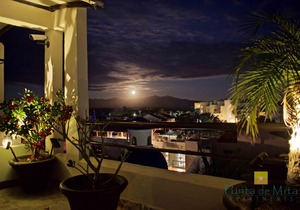 "Ola", One bedroom. You can walk to Beach and Restaurants