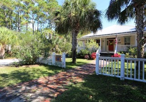 Old Florida, Quite, Historic, Completely Remodeled, Near The Beach