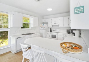 "Old Seagrove" Beach House, Just Steps From The Ocean