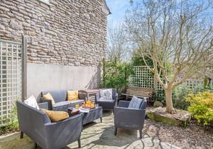 Olive Tree Cottage - Three Bedroom House, Sleeps 6