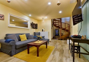 On a small hill in Me?imurj, is located this beautiful vacation home with pool.