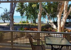 On Palm Cove Beachfront Apartments