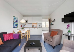 On the beach, Apartment
