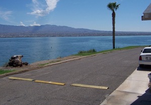 ON The WATER!! At Lake Havasu Resort California - for: Boating, Skiing, Jettin