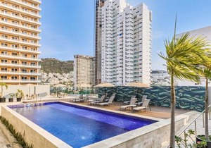 One Acapulco Costera
