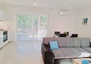 One Bedroom Apartment Enelani A1