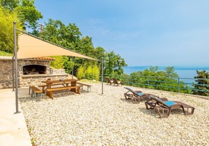 One bedroom apartment with terrace and sea view Mošćenička Draga, Opatija (A-7766-a)