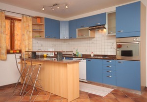 One bedroom apartment with terrace Kraj, Opatija (A-7794-a)