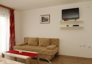 One bedroom apartment with air-conditioning Smoljanac, Plitvice (A-5194-c)