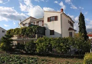 One bedroom apartment with terrace Kaštel Štafilić, Kaštela (A-5219-b)