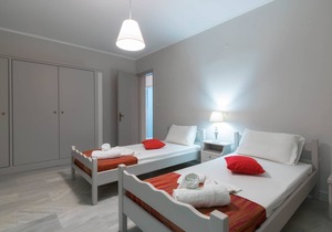 One Bedroom Apartment with Balcony - The Lofos Studios