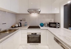 One Bedroom Apartment Near Al Maya Supermarket By Luxury Bookings