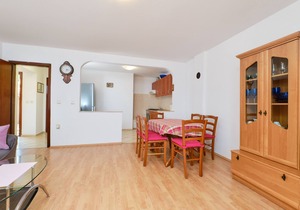 One bedroom apartment with terrace Ćunski, Lošinj (A-7867-c)