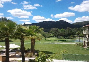 One bedroom at Villas on the Green, Lawrence Welk Resort