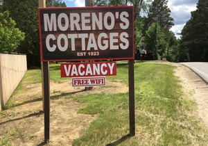 One bedroom cottage - Family owned/operated since 1923.