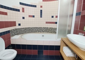 One Bedroom Luxe 29 Khreshchatyk Str Besarabka