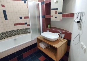 One Bedroom Luxe 29 Khreshchatyk Str Besarabka
