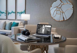 One Bedroom Suite Near Spring Green Supermarket By Luxury Bookings