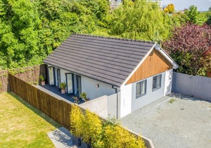 One Tennyson Bungalow