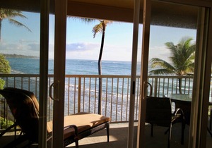 Only thing between you and the ocean is the Beach! Top Floor, unobstructed view