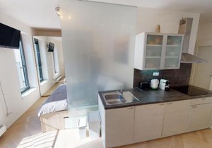 ONSITE Free Garage Parking, 10min Centre by Bus