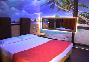Orange Motel