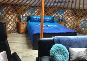 Orange Yurt with Hot Tub- Sleeps 3 Parking & WiFi