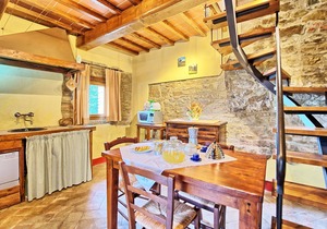 Orietta 3 - Vacation rental in country house with swimming pool near Siena, Tuscany