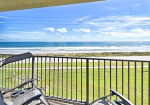 Ormond Beach Condo with Balcony and Views