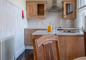 Osea Island: Cottage Seclusion