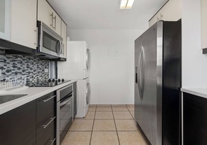 Otium | City Views | King Sized | Near The Beach