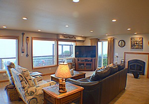 Our Beach House - Oceanfront in Waldport