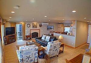Our Beach House - Oceanfront in Waldport