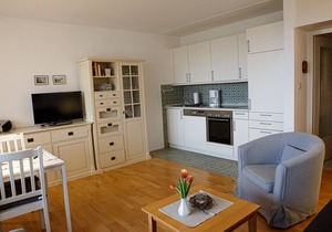 Our cozy Quart awaits you here, with a wide south-facing view of the Halligen