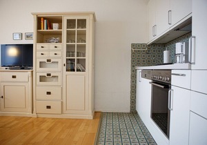 Our cozy Quart awaits you here, with a wide south-facing view of the Halligen