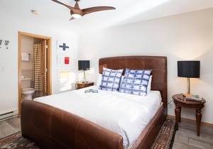 Outpost: Clark's Knoll 395 - Walk to Town Square