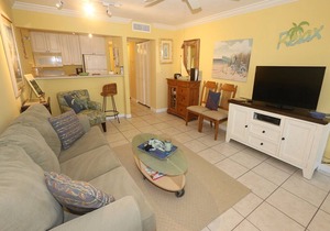 Outrigger Resort #5: 1 BR / 1 BA Condo on Longboat Key by RVA, Sleeps 4