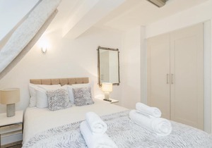 Outstanding Trafalgar Penthouse, sleeps 8