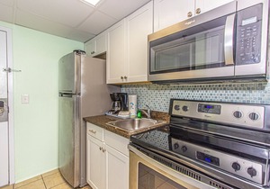 Oversized Ocean View Queen Suite - Caravelle Resort 410 - Sleeps 4 Guests!