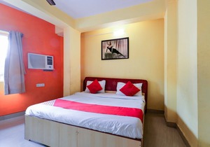 OYO 11930 the Jumbo Stay