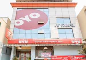 OYO 12083 Hotel Champion Inn