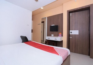 OYO 26780 Kalaimagal Residency